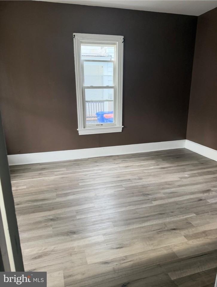223 S 4th St - Photo 2 of 15