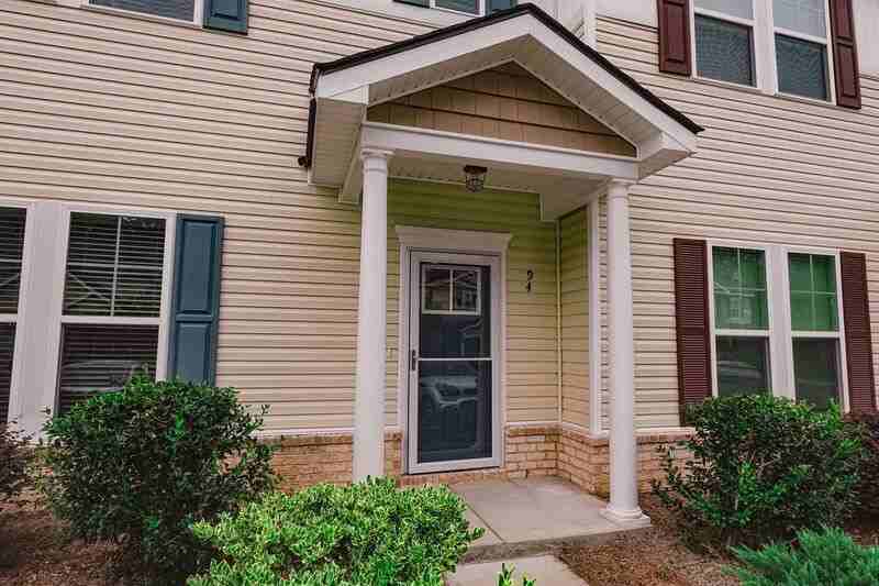 94 Reese Way - Photo 4 of 36