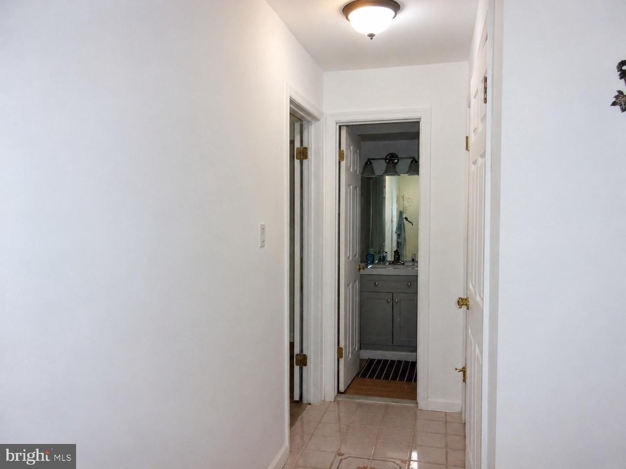 4038 Main St - Photo 4 of 27
