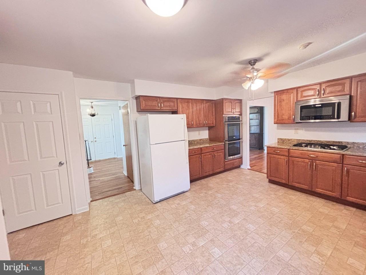 94 Kino Blvd - Photo 6 of 22