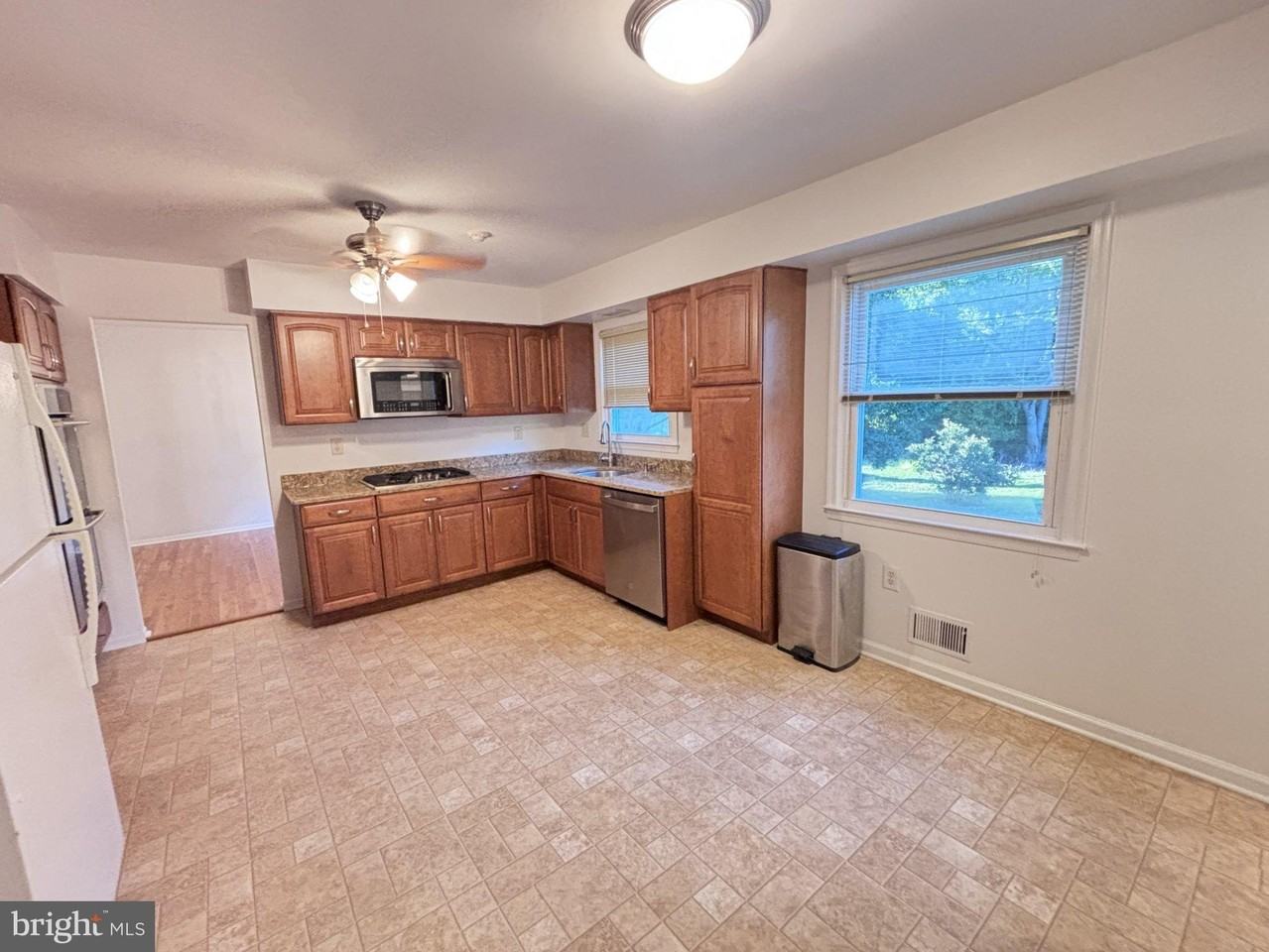 94 Kino Blvd - Photo 7 of 22