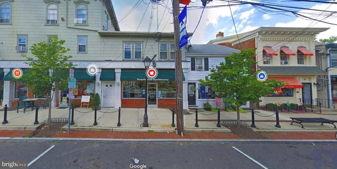 6 N Main St #4