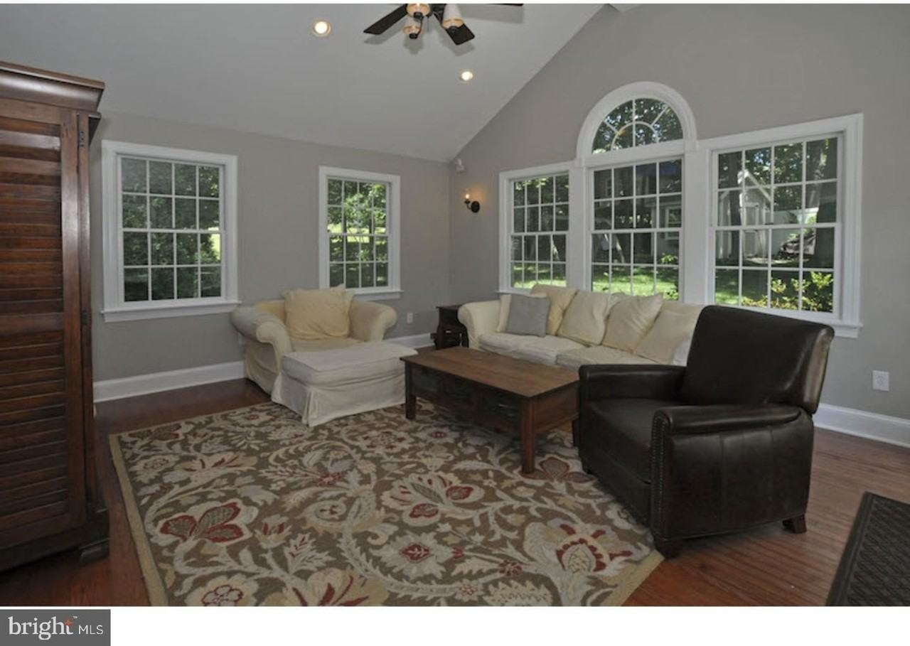 4553 French Dr - Photo 6 of 23
