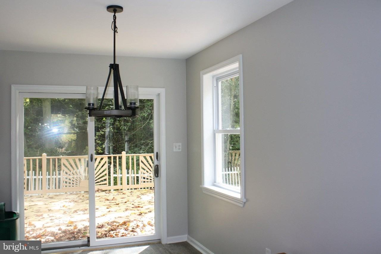 1663 Embreeville Rd - Photo 4 of 7
