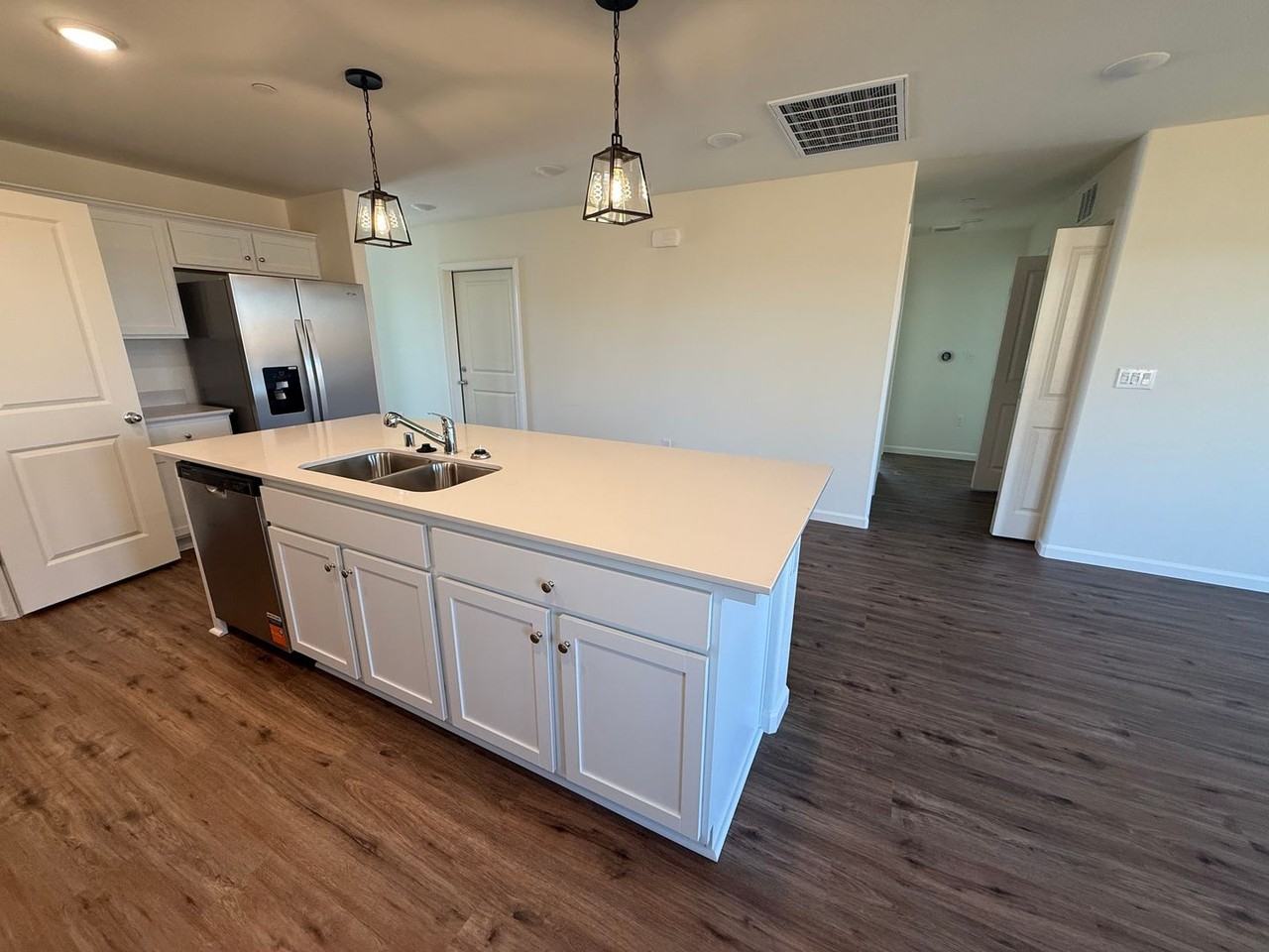 30643 E Margola Ave - Photo 3 of 17