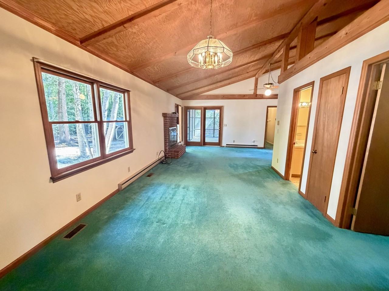 271 Pine Ln - Photo 7 of 22