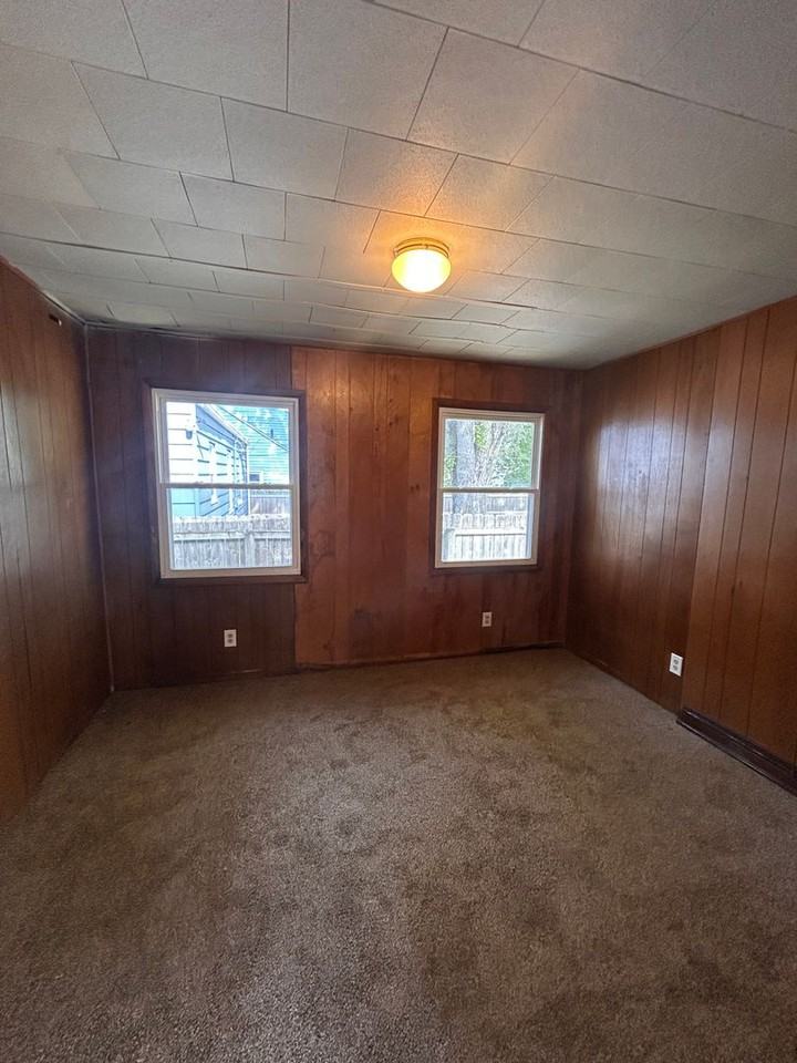 4011 S Park Dr - Photo 7 of 9