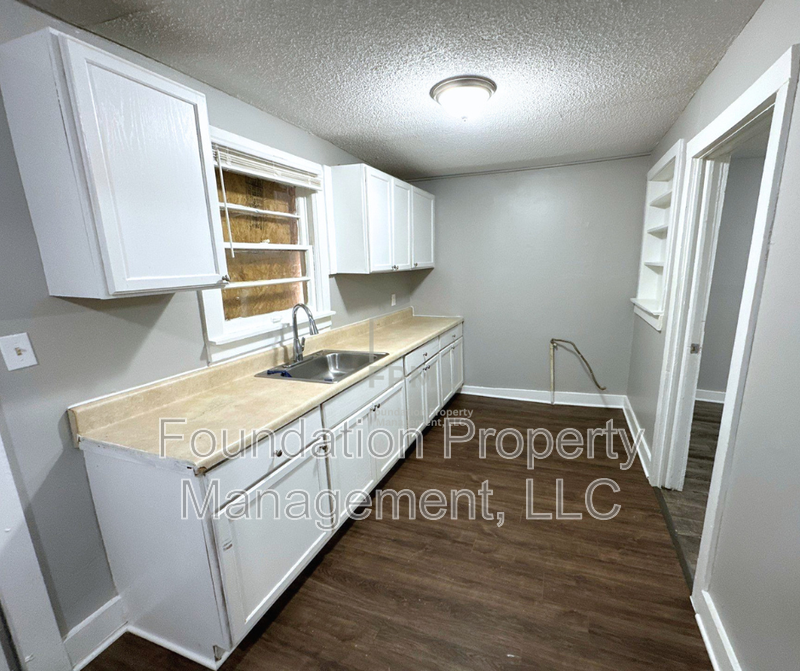 444 Glankler St - Photo 3 of 18