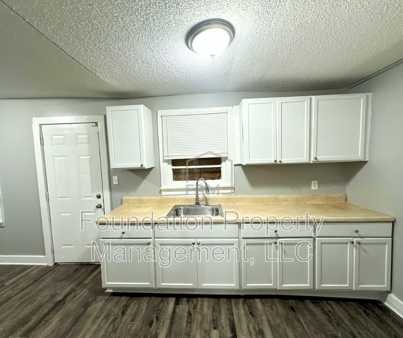 444 Glankler St - Photo 4 of 18