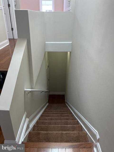 923 N 15th St #3 - Photo 2 of 23