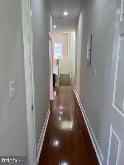 923 N 15th St #3 - Photo 4 of 23