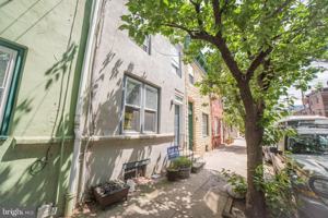 featured image of 1109 N 3rd St