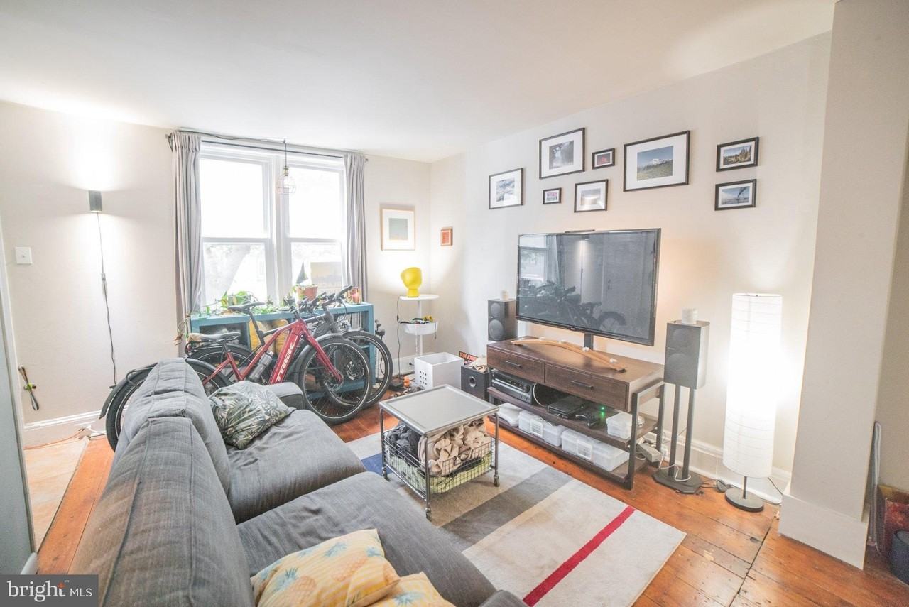 1109 N 3rd St - Photo 2 of 28