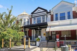 featured image of 531 S 55th St