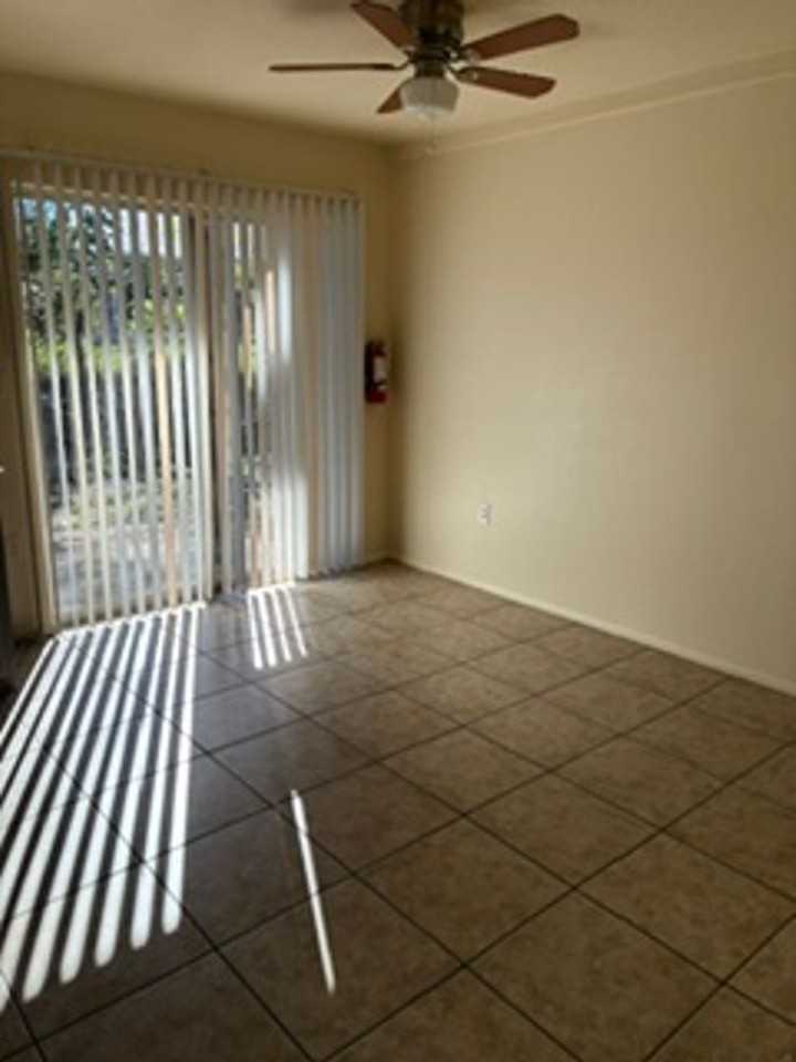 10565 Chalmer St - Photo 3 of 13