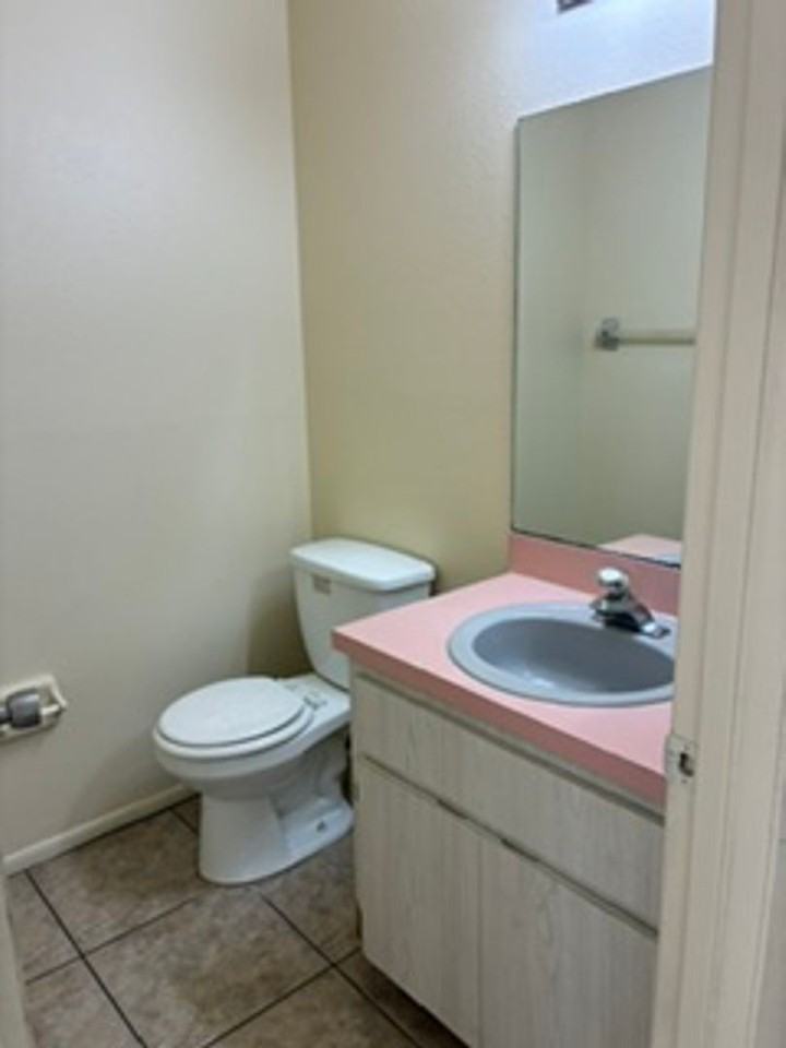 10565 Chalmer St - Photo 5 of 13