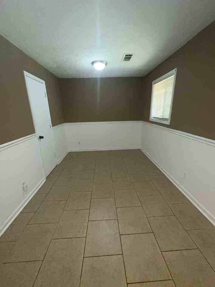624 Wright Dr - Photo 4 of 15