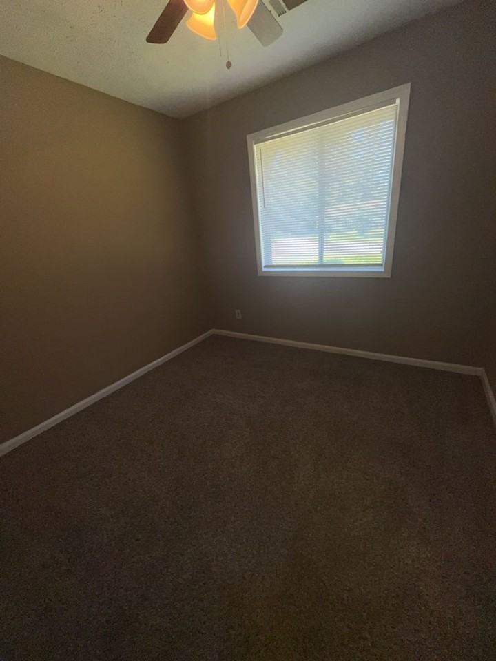 624 Wright Dr - Photo 7 of 15