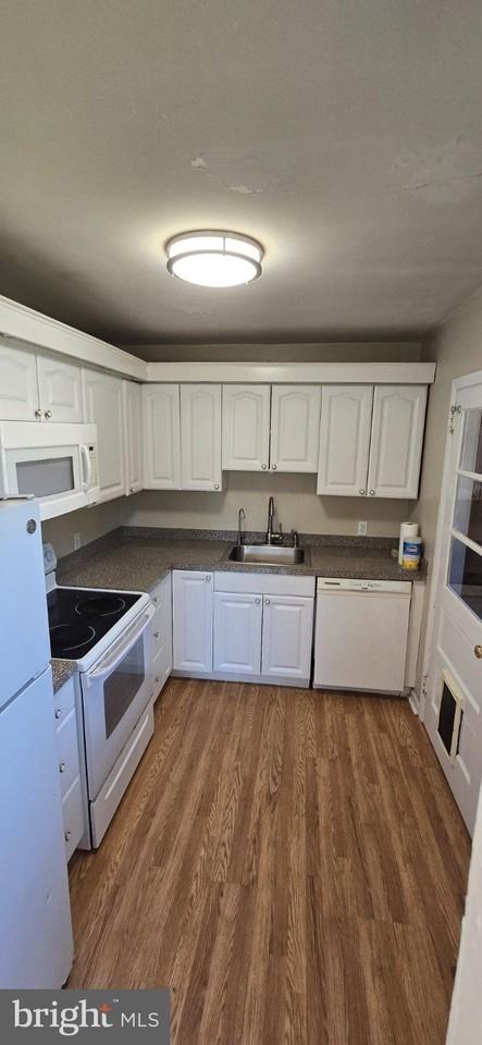 227 Maury Ave - Photo 5 of 13