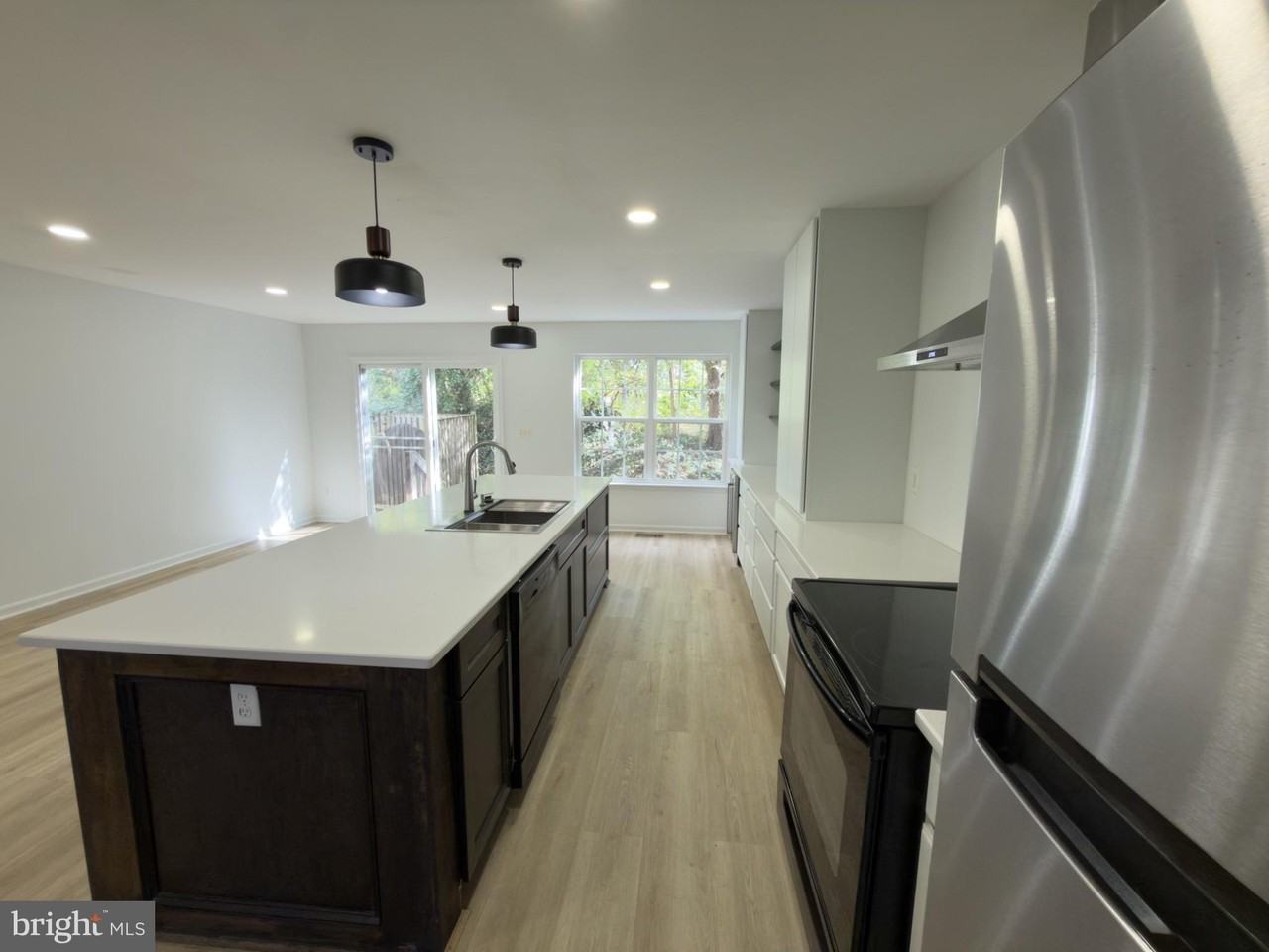 5248 Mulberry Run Ct - Photo 5 of 19