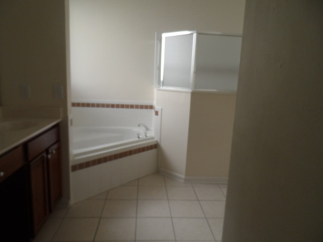 234 W Tarrington Dr - Photo 5 of 34