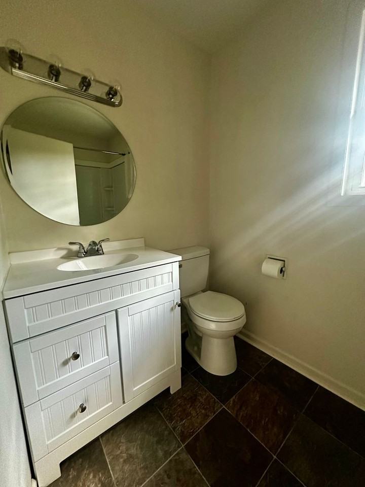 304 Lura Dr - Photo 5 of 6