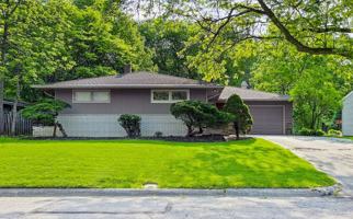 featured image of 104 Seminole Dr