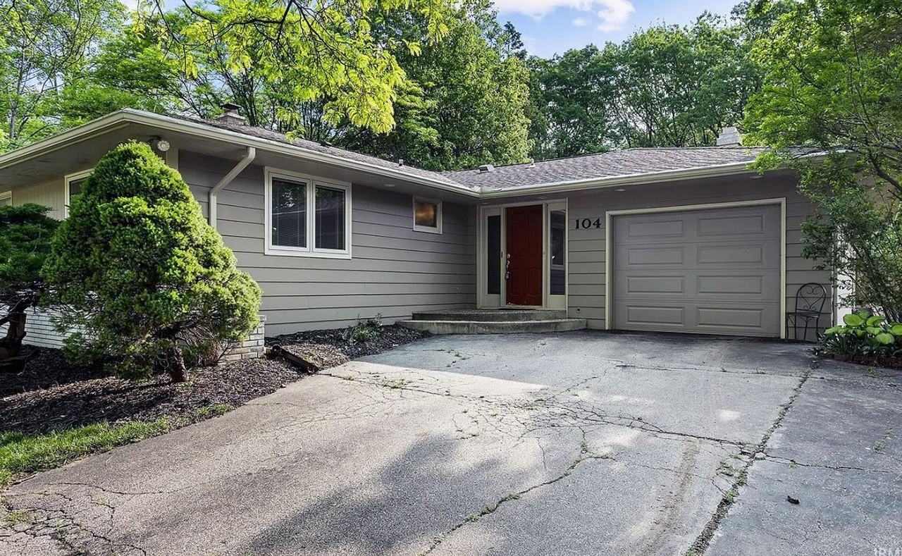 104 Seminole Dr - Photo 2 of 19