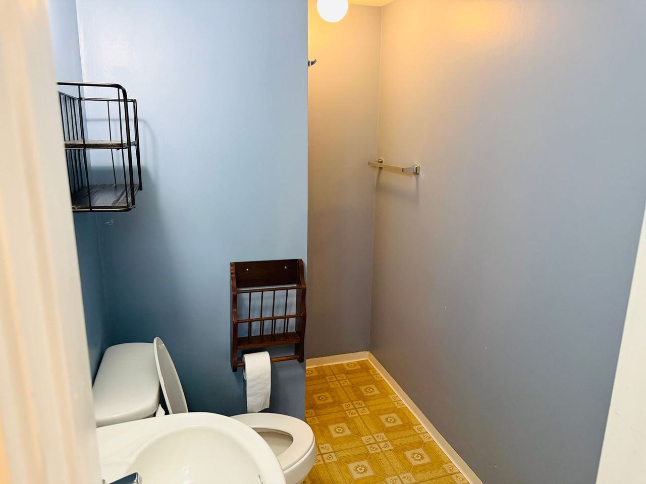 1006 Howard Ave - Photo 6 of 14