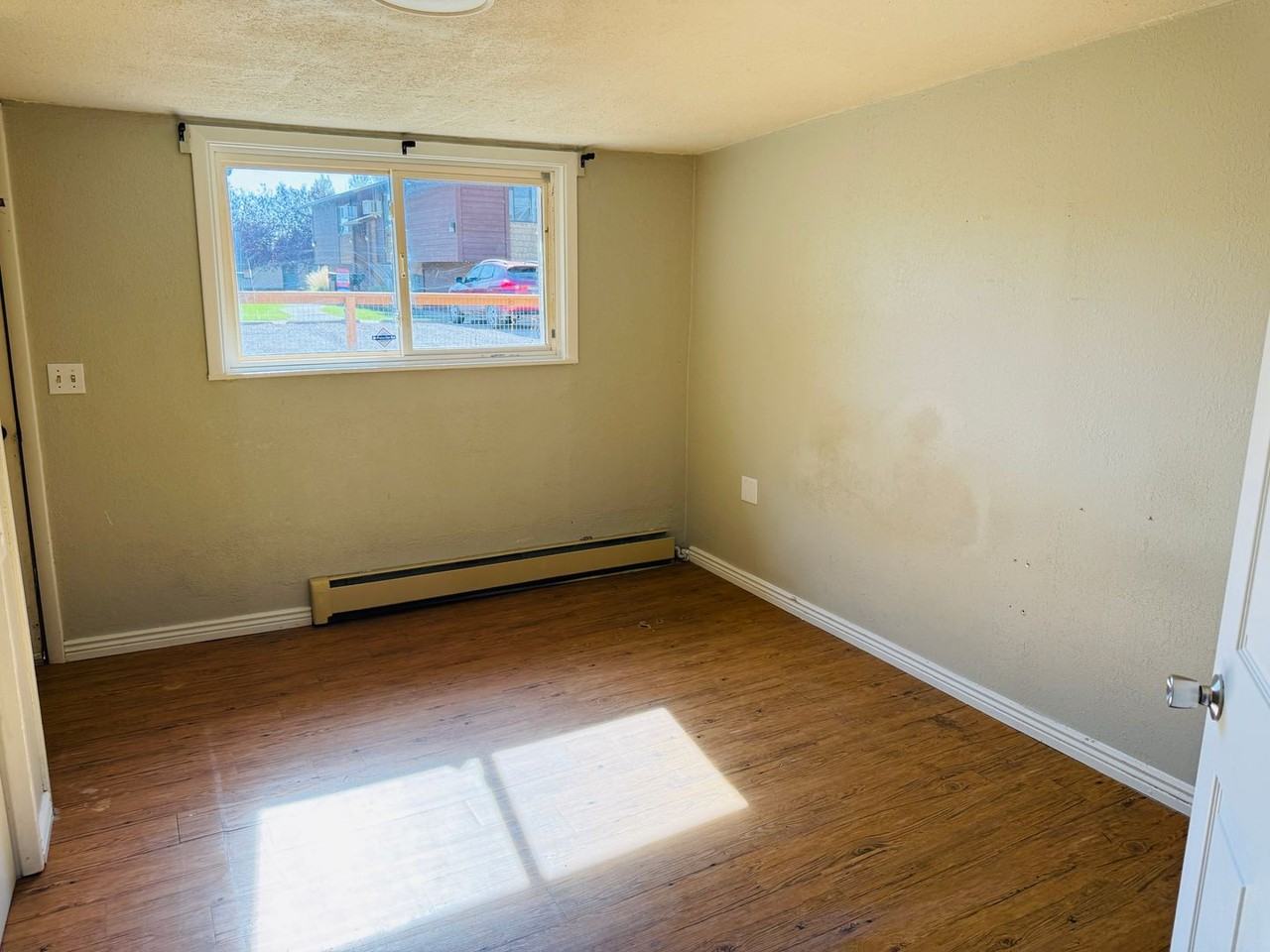 1006 Howard Ave - Photo 7 of 14