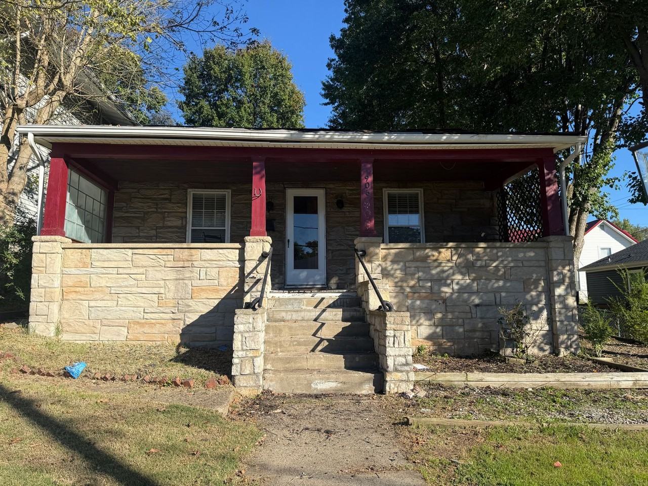 906 Greendale Dr