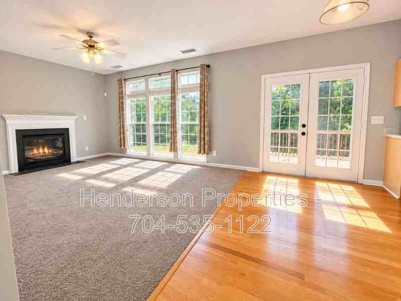 8702 Huntland Ct - Photo 5 of 19