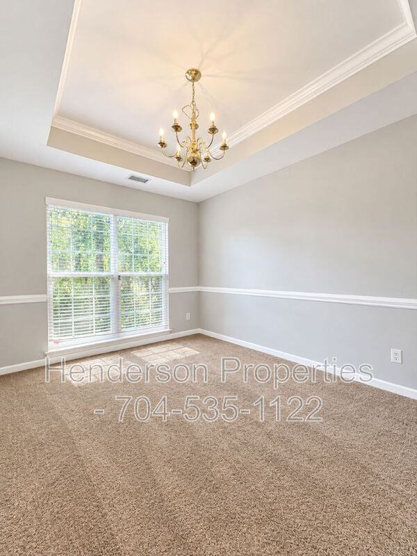 8702 Huntland Ct - Photo 6 of 19