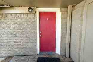 814 Nw 32nd St - Photo 1 of 1