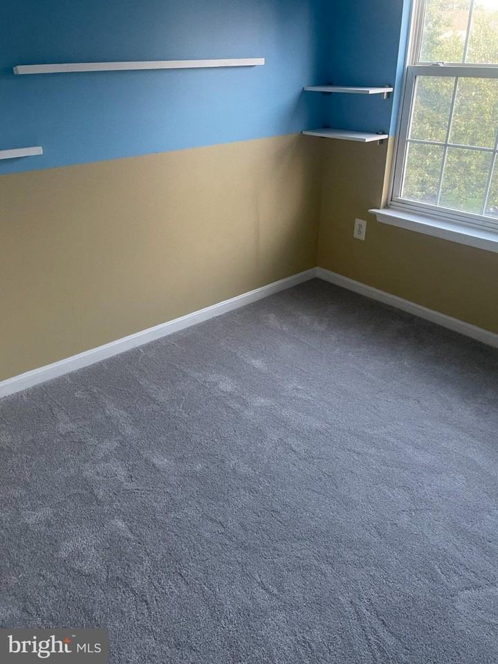 6760 Joseph Edgar Ct - Photo 6 of 10