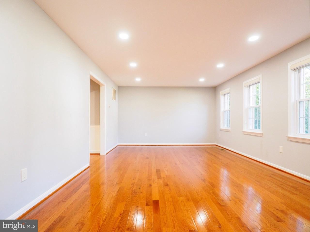 1509 Snughill Ct - Photo 3 of 50