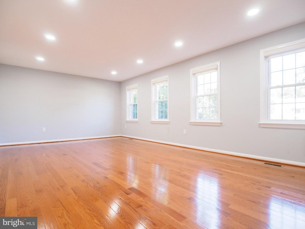 1509 Snughill Ct - Photo 4 of 50