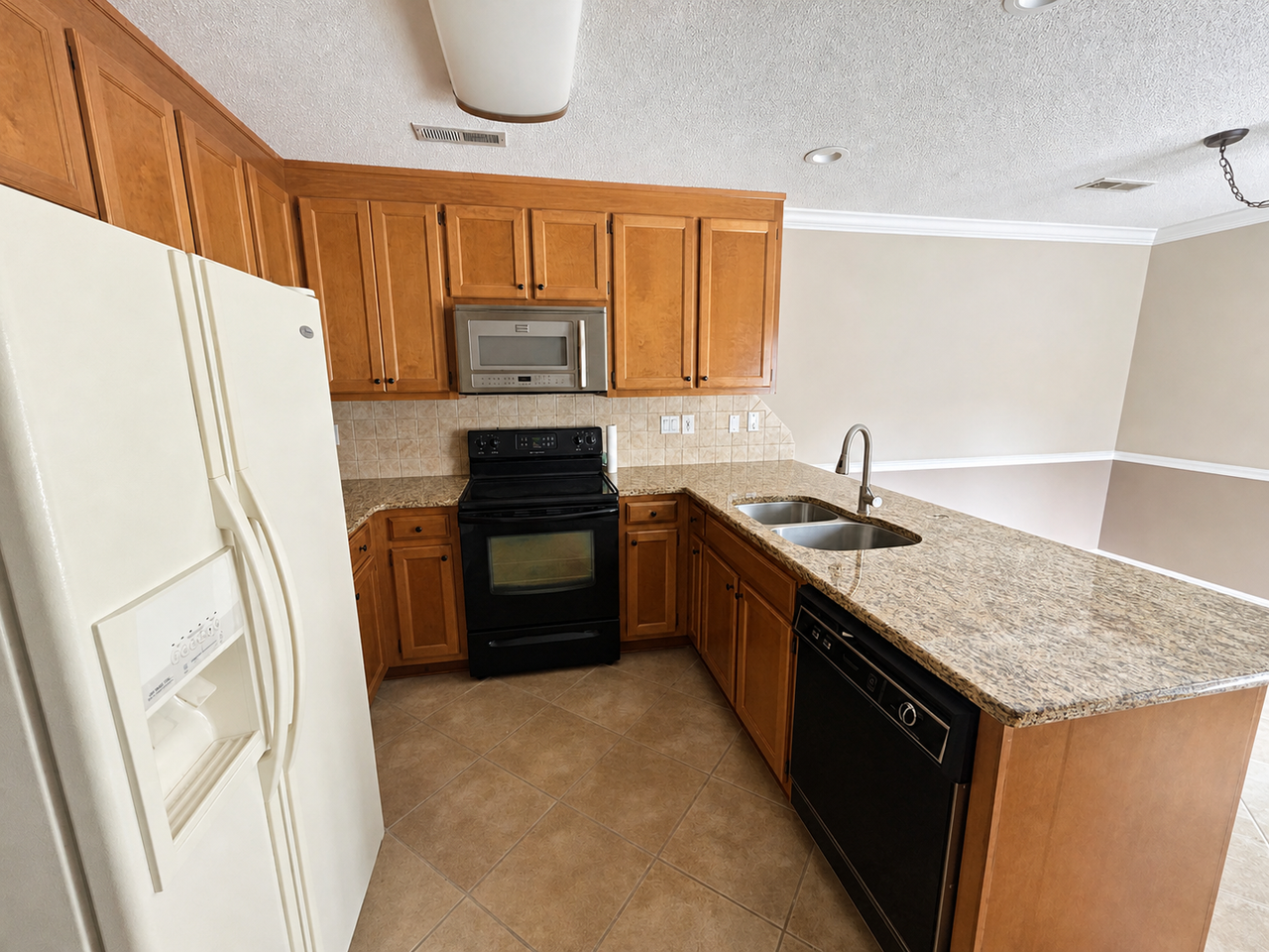 245 W Lake Cir - Photo 7 of 18