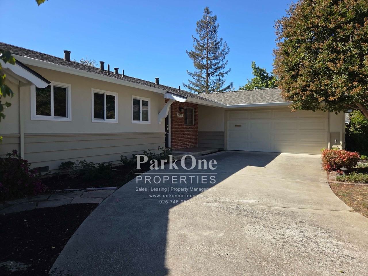 2856 San Benito Dr - Photo 2 of 17