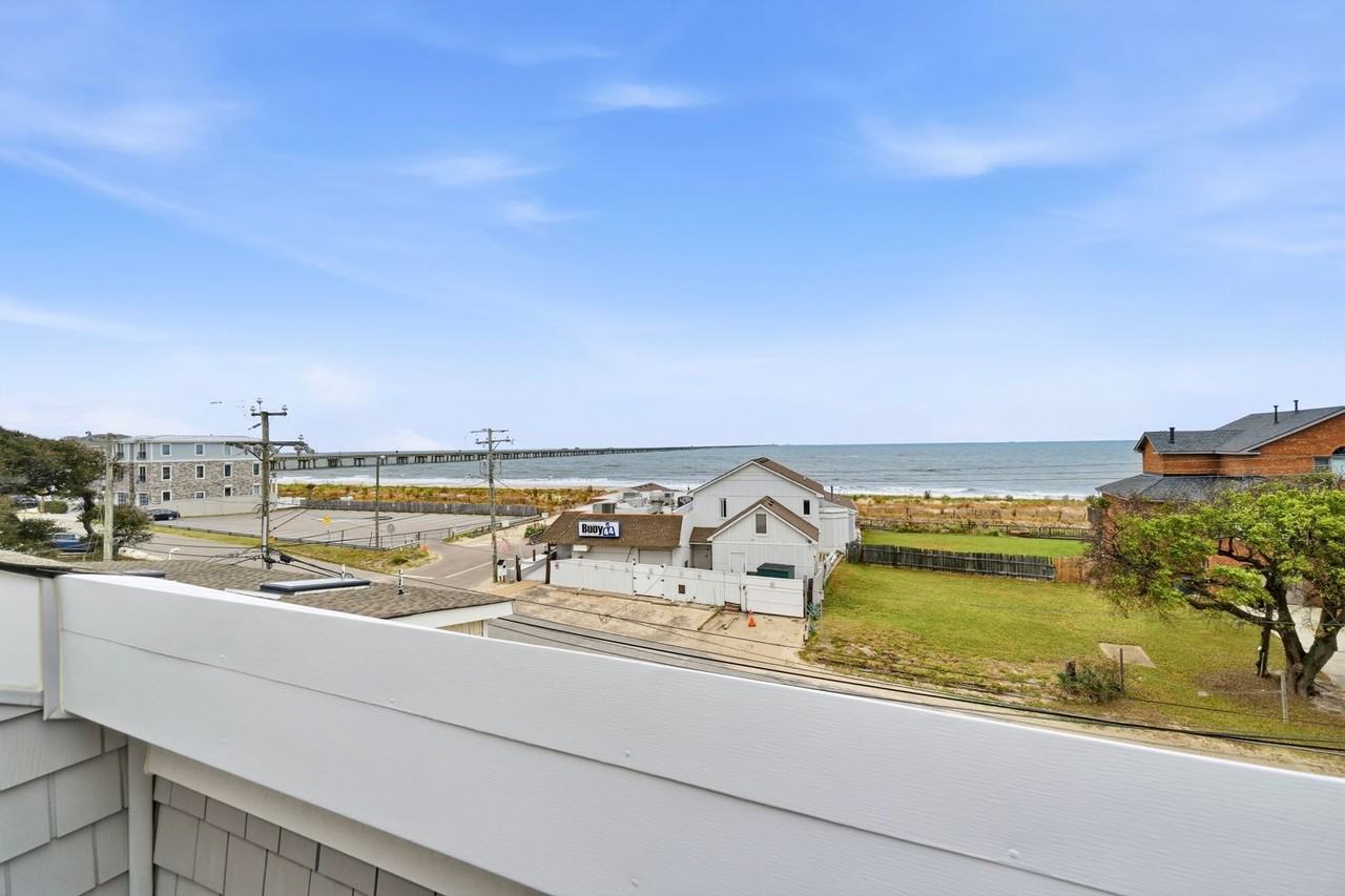 4535 Ocean View Ave - Photo 5 of 46