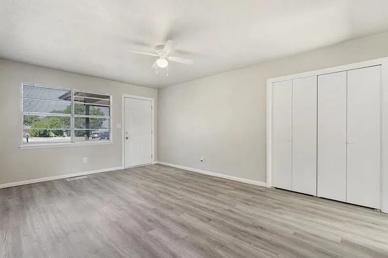 12135 E 31st Pl - Photo 2 of 16