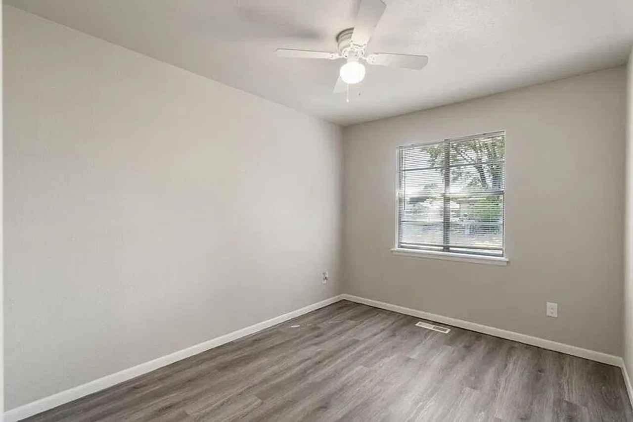 12135 E 31st Pl - Photo 7 of 16
