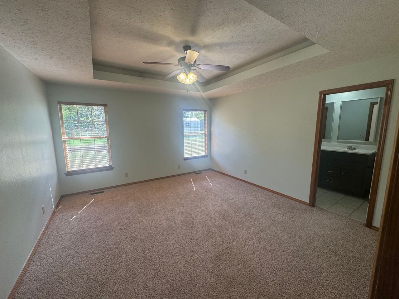 732 E Gallup Hill Rd - Photo 6 of 13