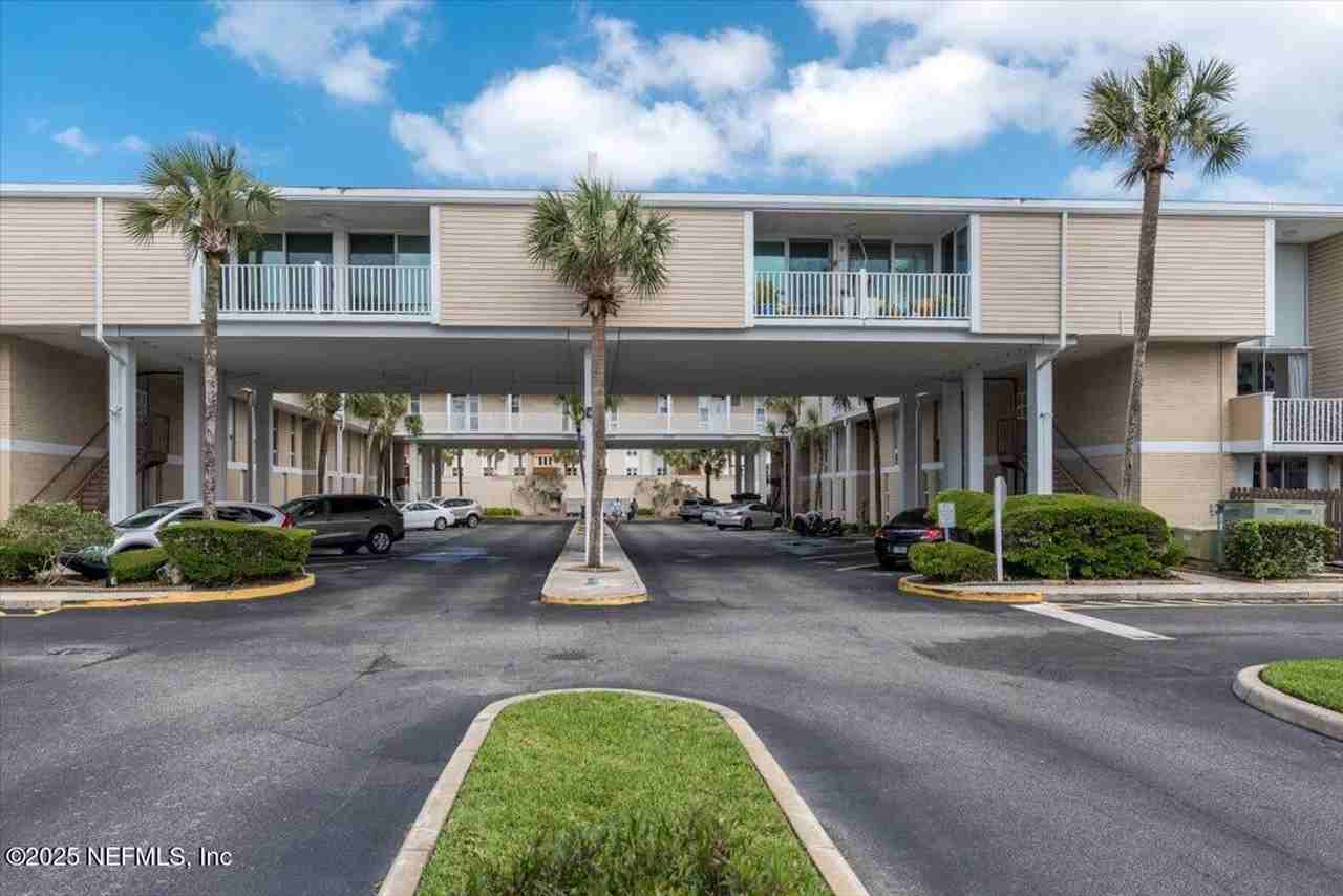 901 Ocean Blvd #33 - Photo 6 of 31