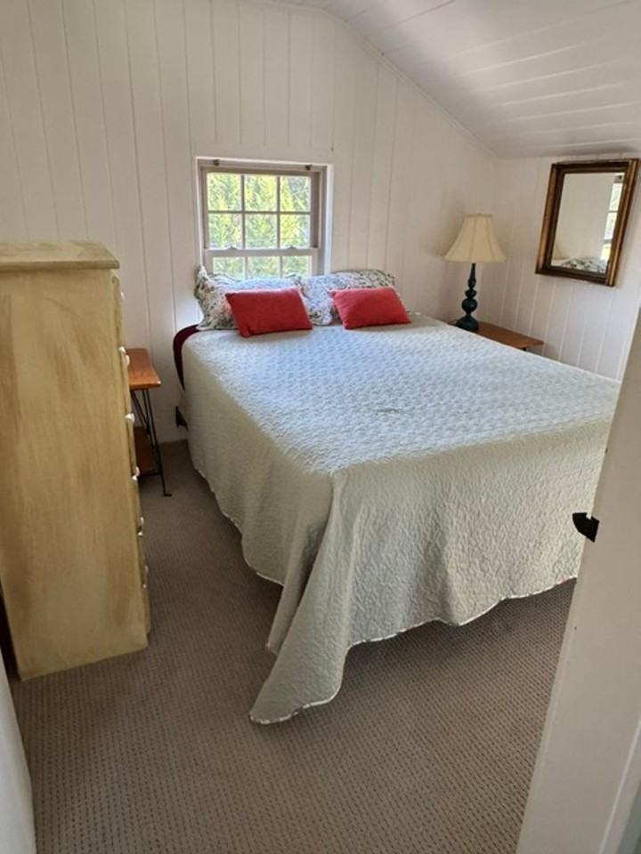 33 Rocky Lane - Photo 3 of 20