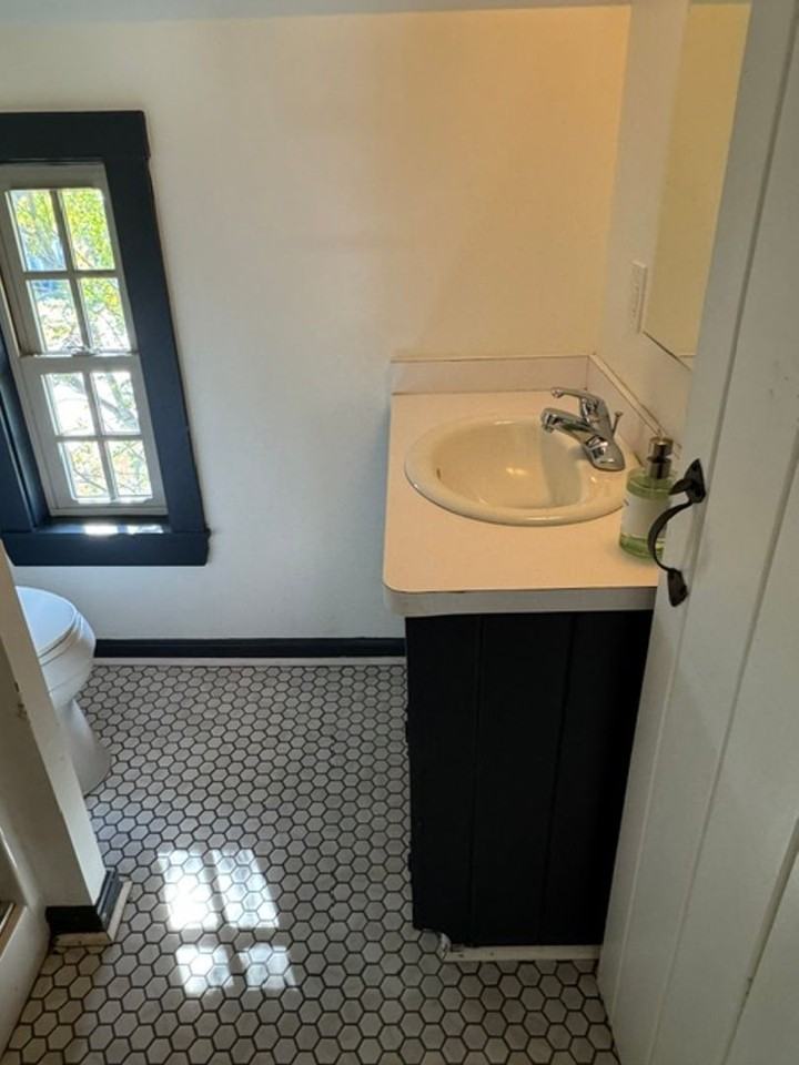 33 Rocky Lane - Photo 5 of 20