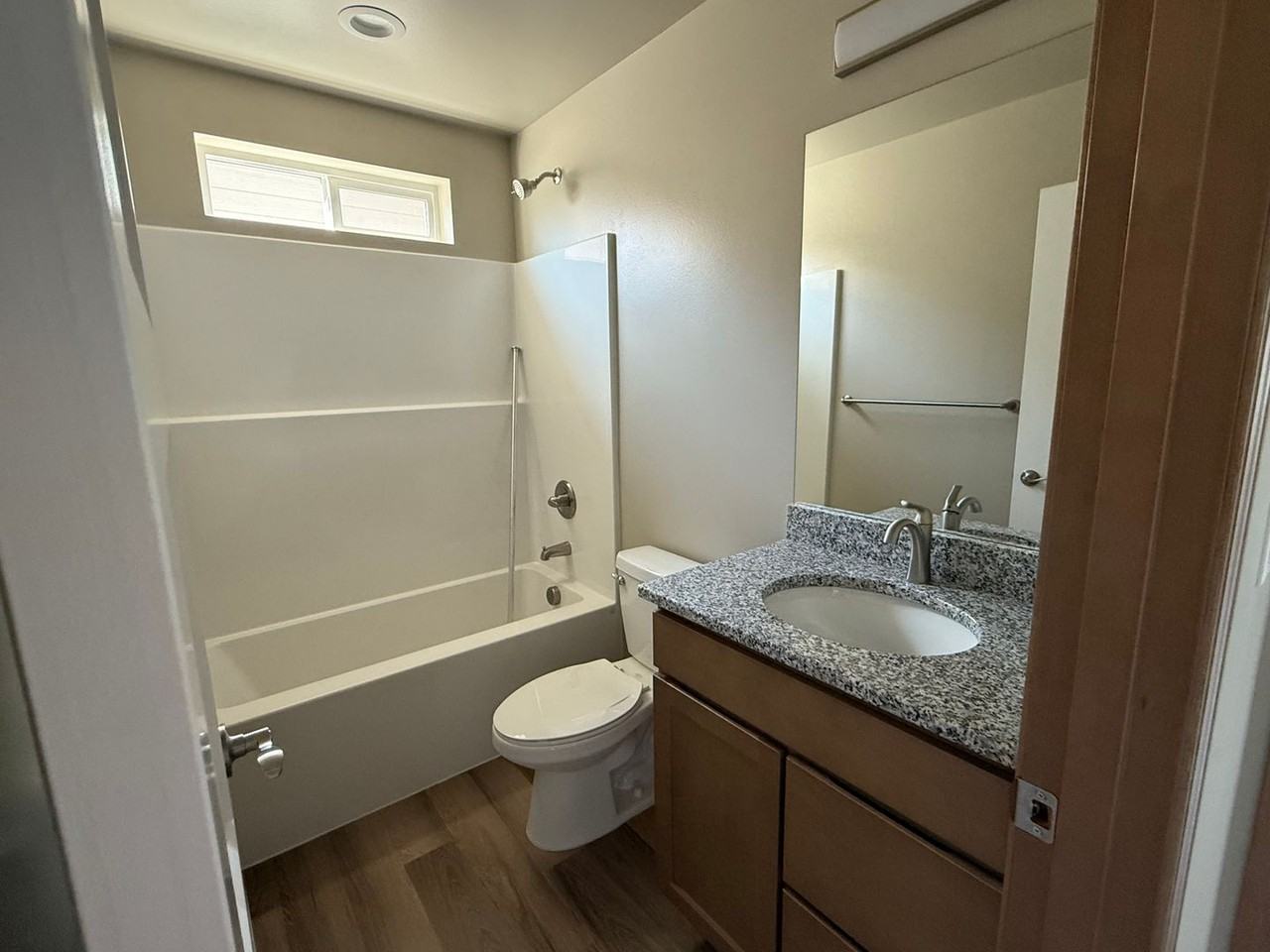 1331 Jean St Se - Photo 6 of 11