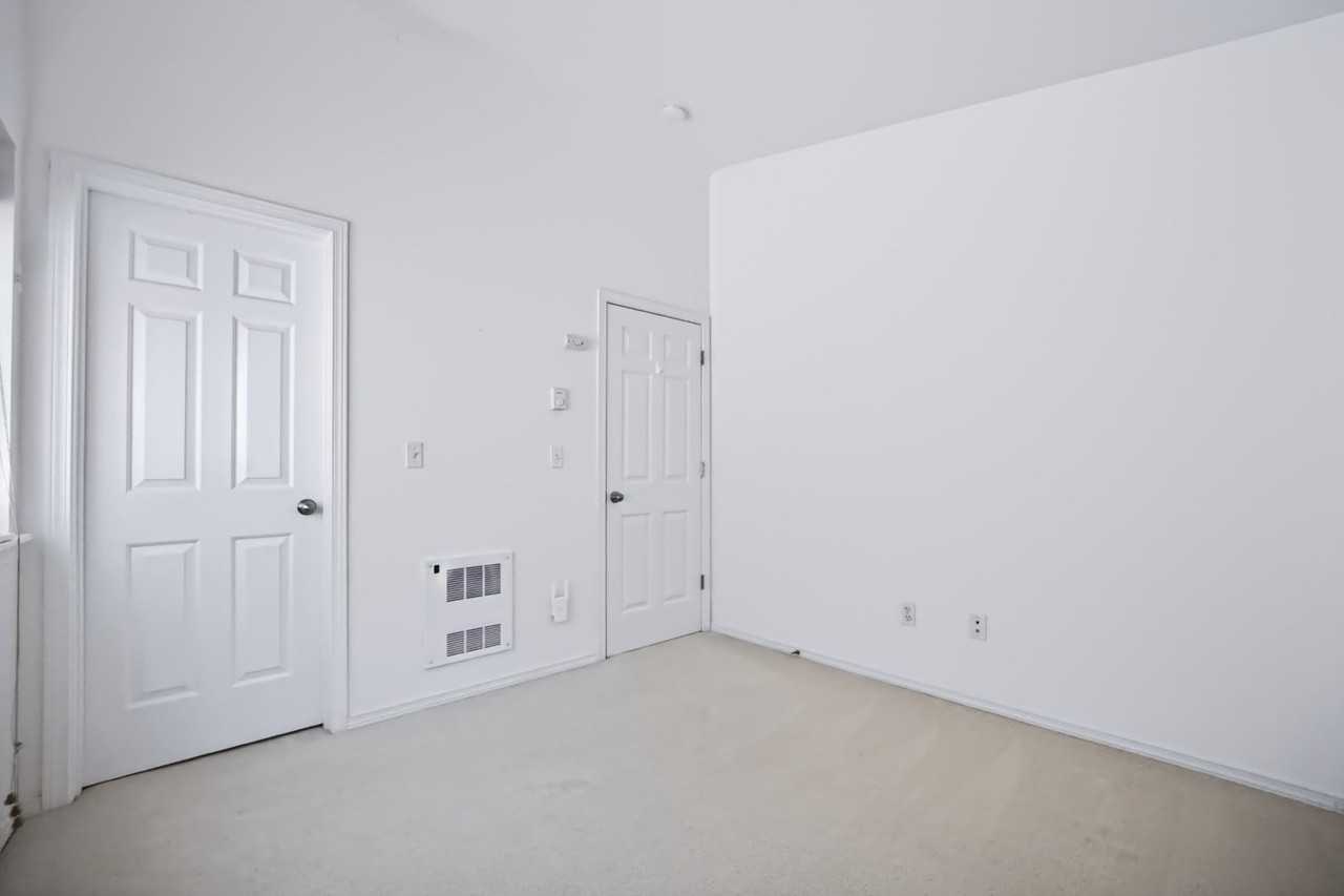 8543 Stone Ave N - Photo 6 of 13