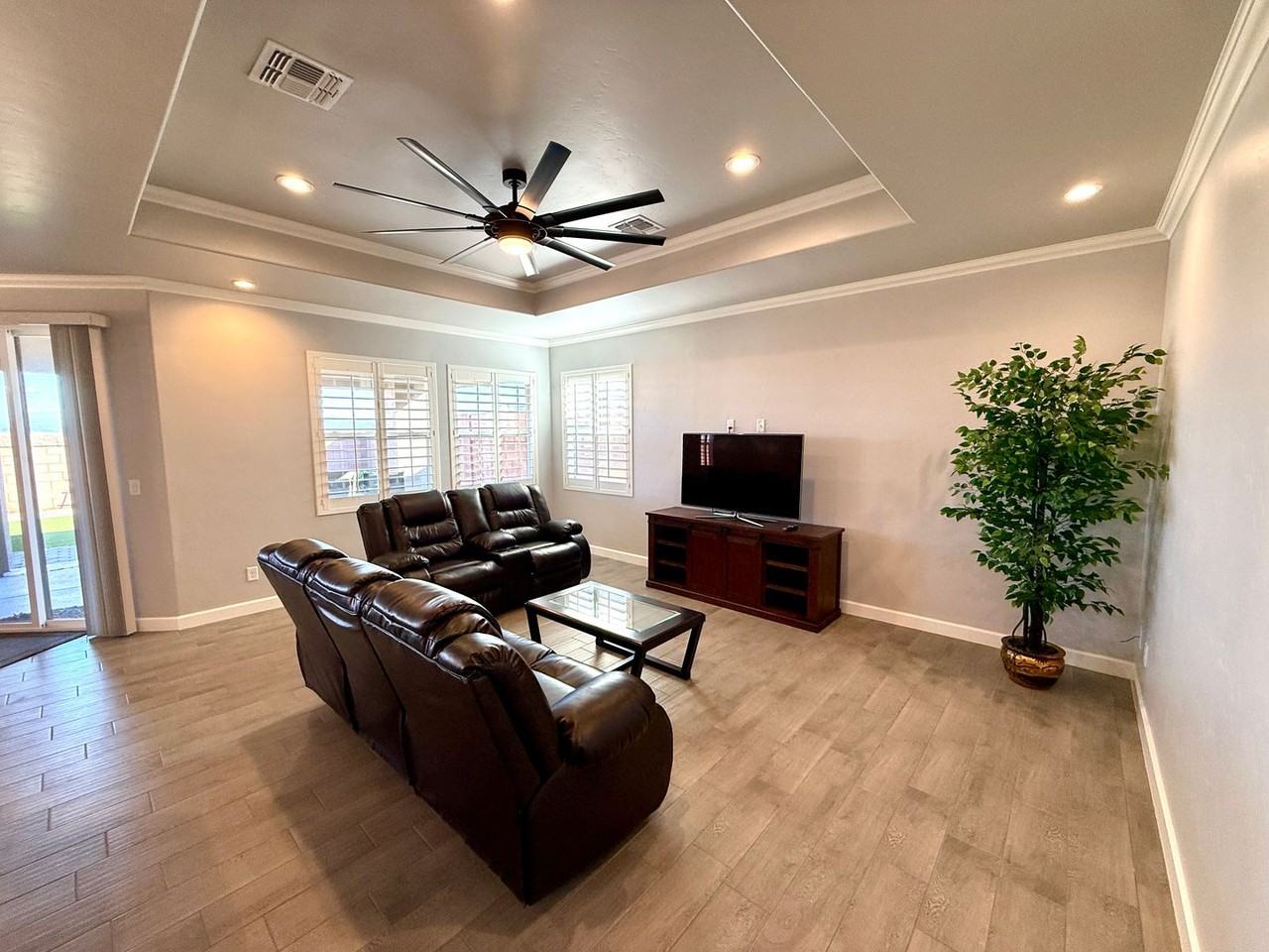 3709 Richie Dr - Photo 6 of 50