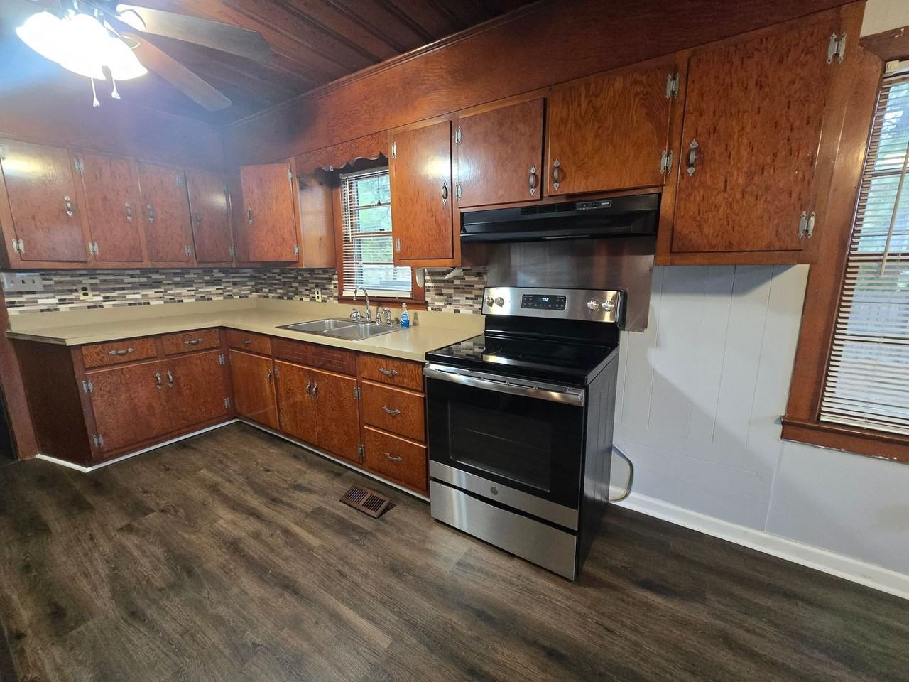 2256 Downing Rd - Photo 7 of 29